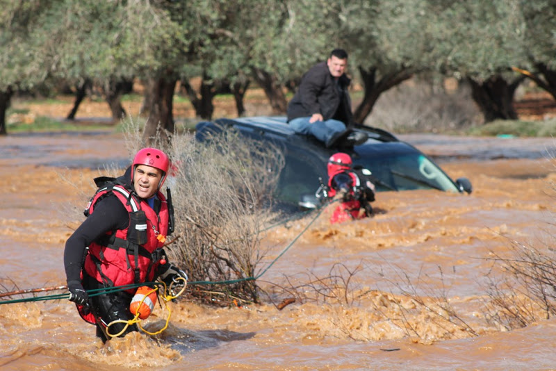 rescue unit in a flood rescue. photo by fire and rescue services.