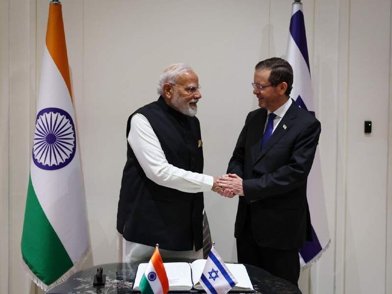 President Herzog with Indian PM Narendra Modi at the President’s ...